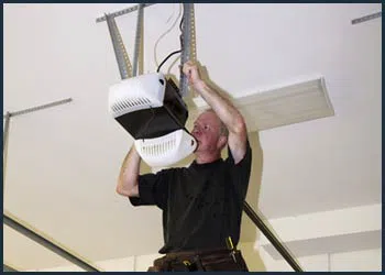 Garage Doors Store Repairs San Diego, CA 858-435-2309 - cont-gdr-door-opener-08m